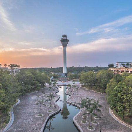 Klia Lili Residensi 5 Plus 2 Pax With Splendid Pool Nilai Eksteriør billede